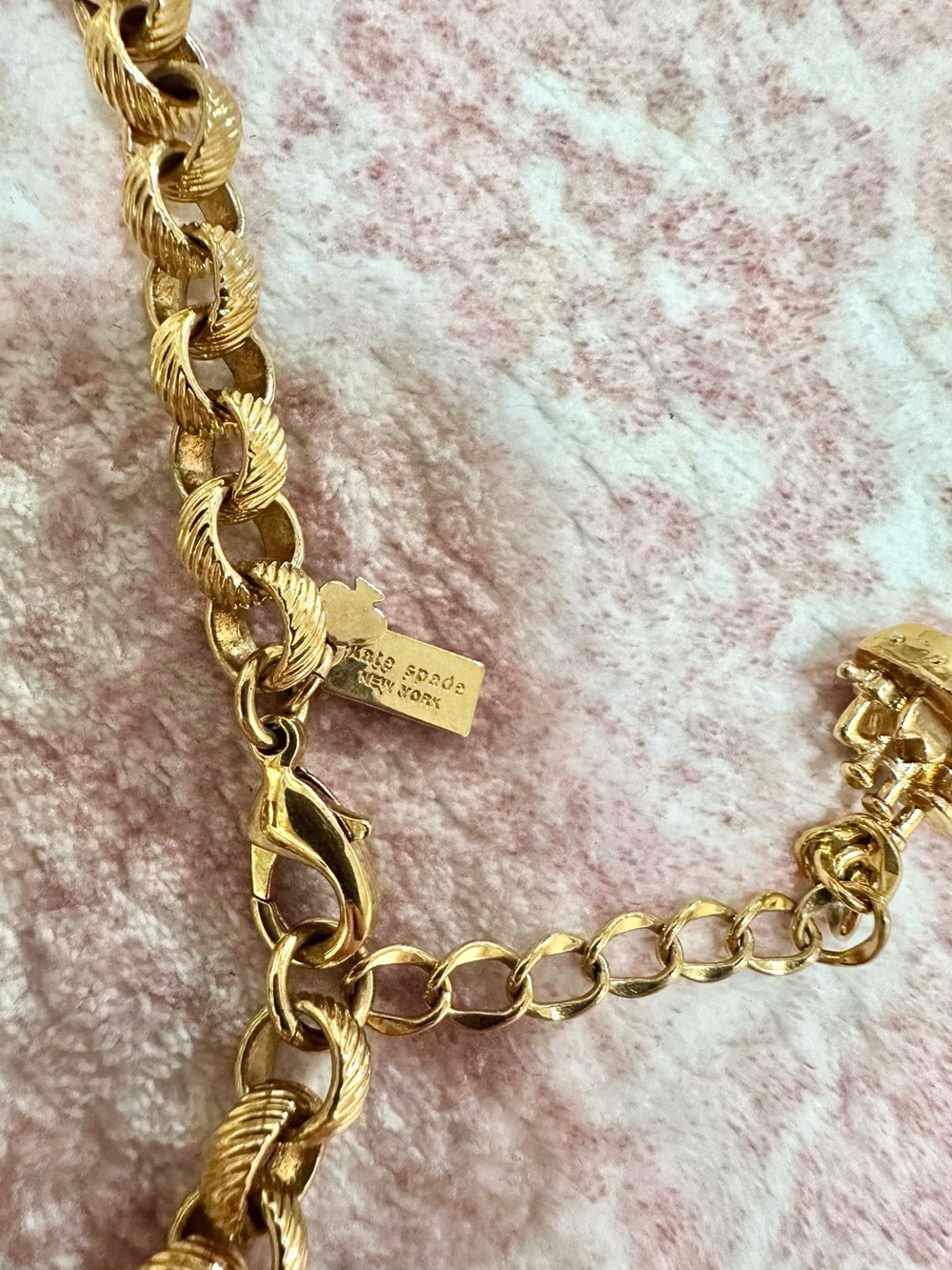 KATE SPADE ♠️ Mother Of Pearl “All Aboard” Necklace - Picture 5 of 9